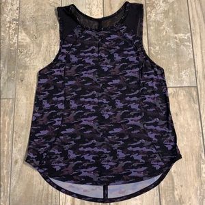 Lululemon tank
